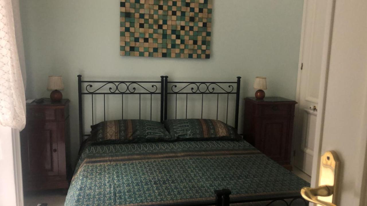 La Stanza Di Zeza Bed & Breakfast Napoli Eksteriør bilde